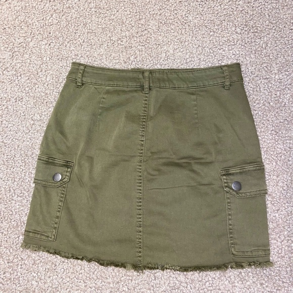 Garage denim cargo mini skirt - Picture 2 of 3